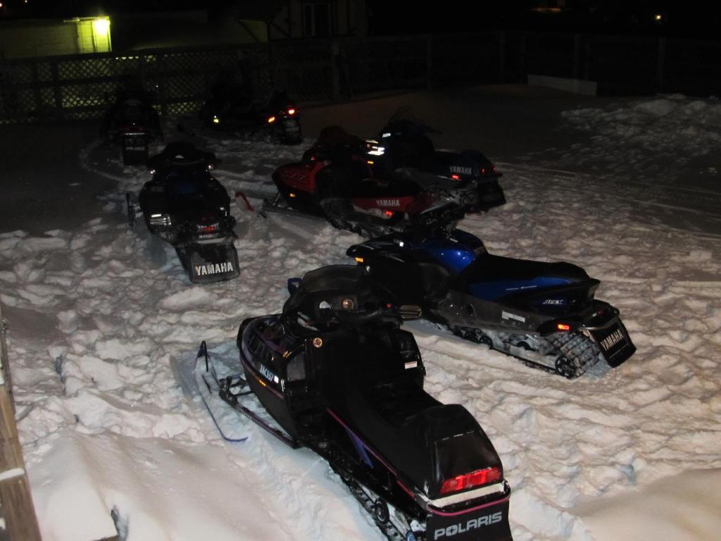 Le Voyageur Inn Mattawa Zewnętrze zdjęcie