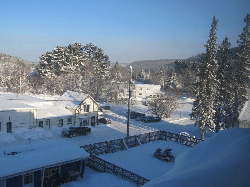 Le Voyageur Inn Mattawa Zewnętrze zdjęcie